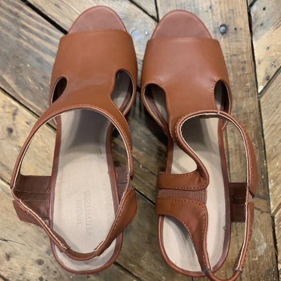 Urban Outfitters Heeled Boots - Picture 4 of 4